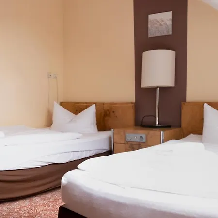 Am Uckersee 로퍼스도프