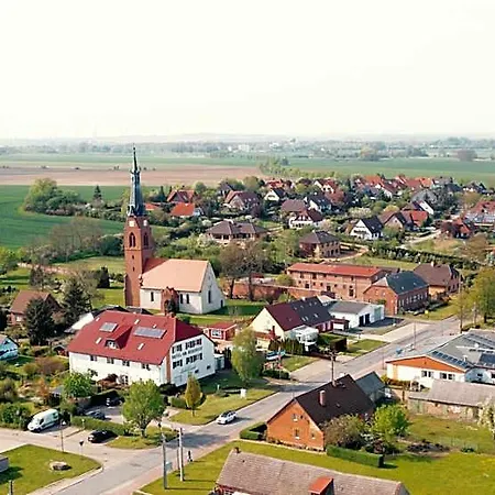 Am Uckersee 3* Roepersdorf