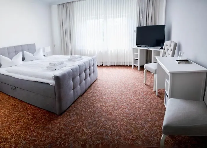 Hotell Am Uckersee 3*